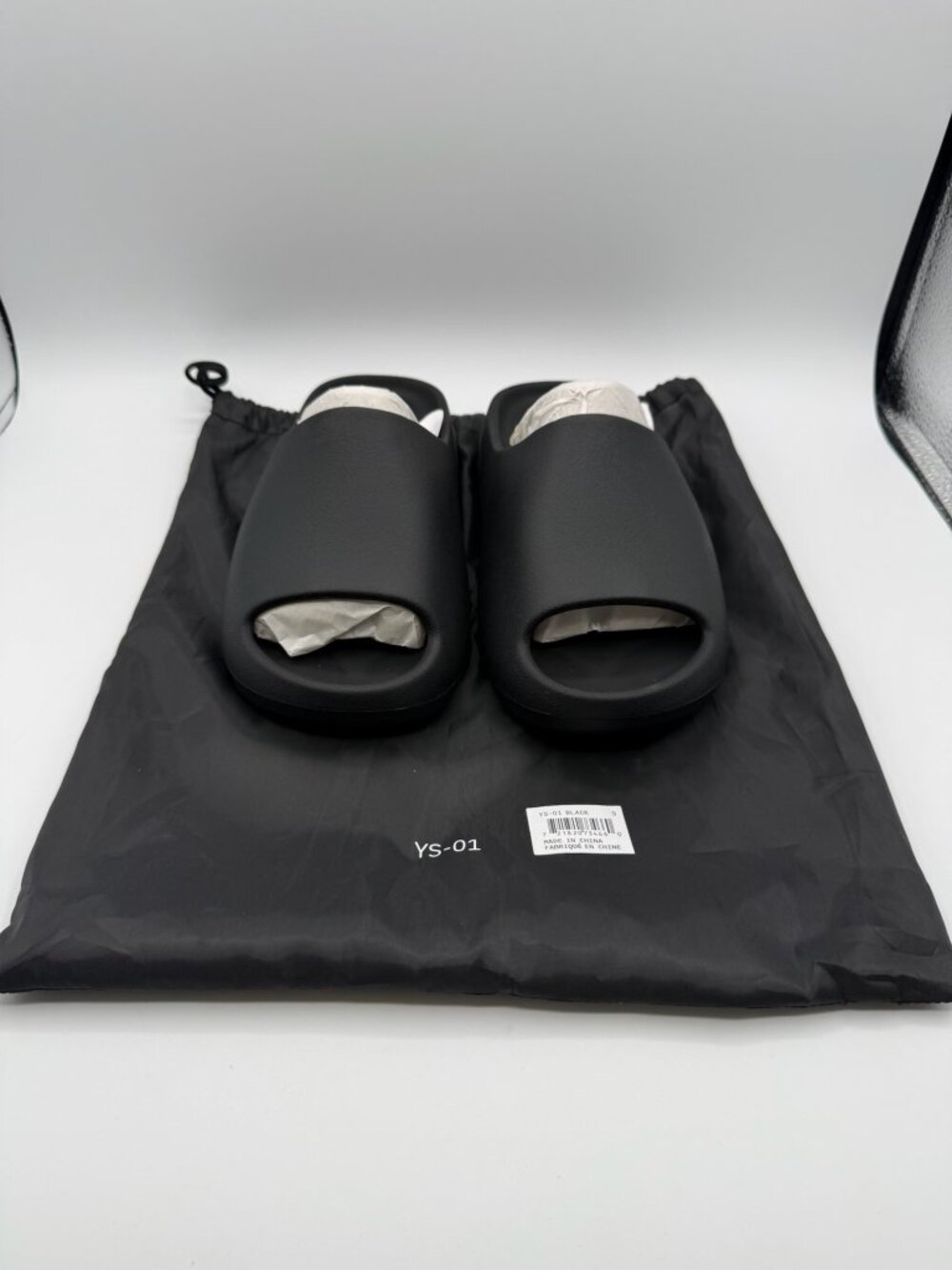 Yeezy Slides Black YS-01 Men’s Size 9